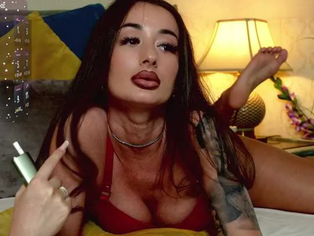 Live sex webcam photo for OutrageousOne #292496048