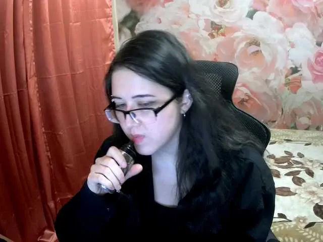Live sex webcam photo for OverseerX #287982618