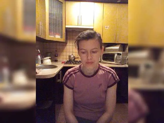 Live sex webcam photo for P-A-N-I-K-A #271898159