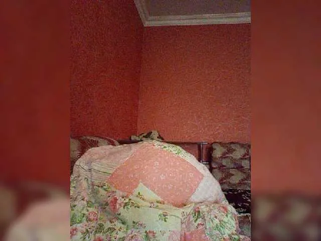 Live sex webcam photo for P-A-N-I-K-A #272449176