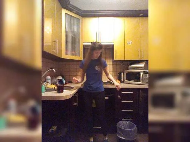 Live sex webcam photo for P-A-N-I-K-A #272932326