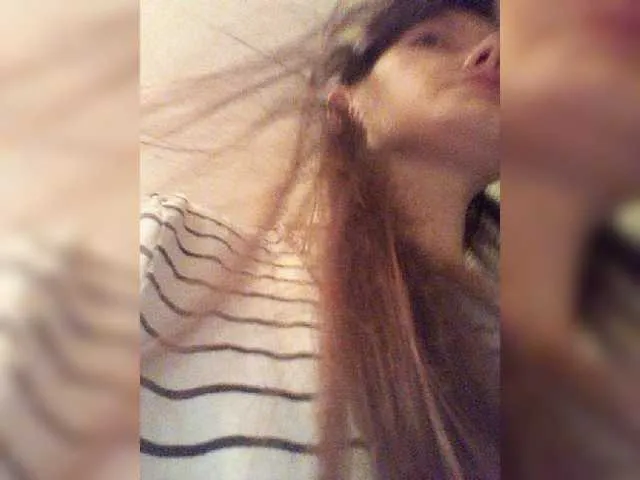 Live sex webcam photo for P-A-N-I-K-A #274230454