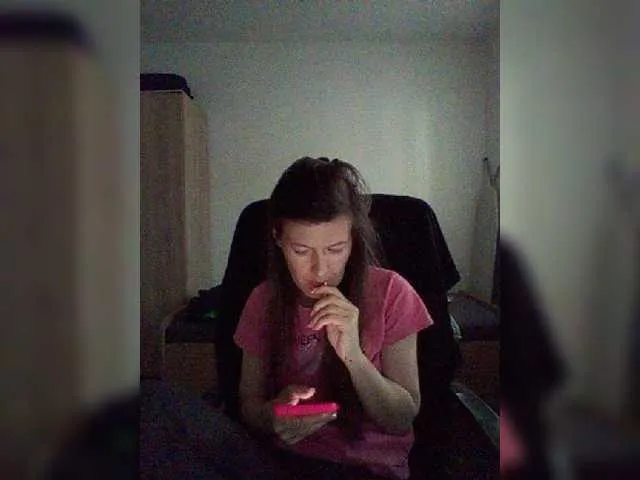 Live sex webcam photo for P-A-N-I-K-A #275569393