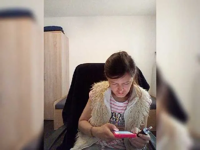 Live sex webcam photo for P-A-N-I-K-A #275589843