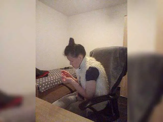 Live sex webcam photo for P-A-N-I-K-A #277491625