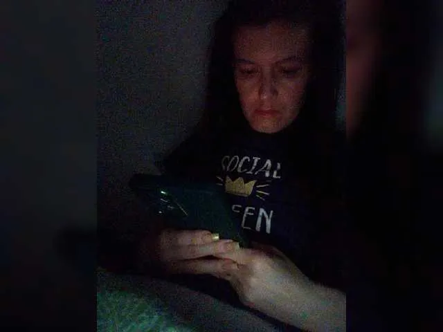 Live sex webcam photo for P-A-N-I-K-A #277890094