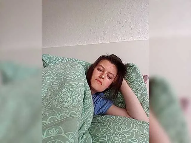 Live sex webcam photo for P-A-N-I-K-A #278130194