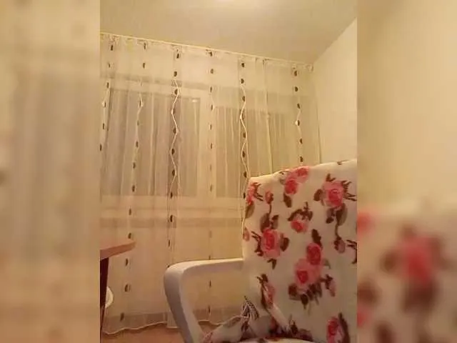 Live sex webcam photo for P-A-N-I-K-A #290317010