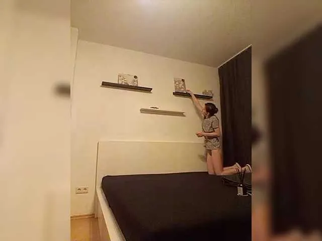 Live sex webcam photo for P-A-N-I-K-A #290705160