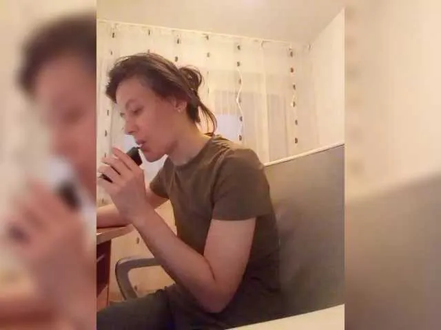 Live sex webcam photo for P-A-N-I-K-A #290734082