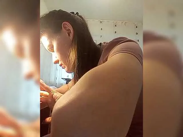 Live sex webcam photo for P-A-N-I-K-A #291005185