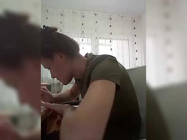 Live sex webcam photo for P-A-N-I-K-A #291671569