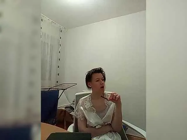 Live sex webcam photo for P-A-N-I-K-A #292116721