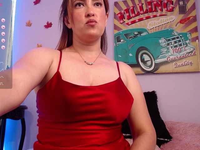 Live sex webcam photo for PamelaEvans #277891503