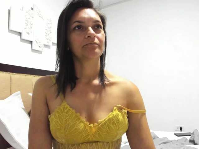 Live sex webcam photo for PAMELAMD38 #276954255