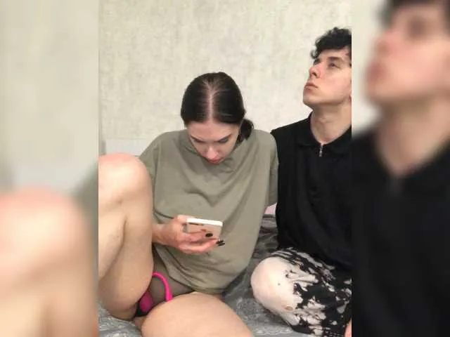Live sex webcam photo for PARTYNEXTNEXT #272984509