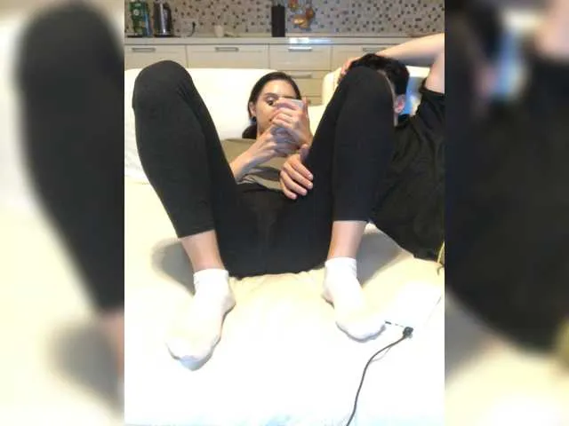 Live sex webcam photo for PARTYNEXTNEXT #273293873