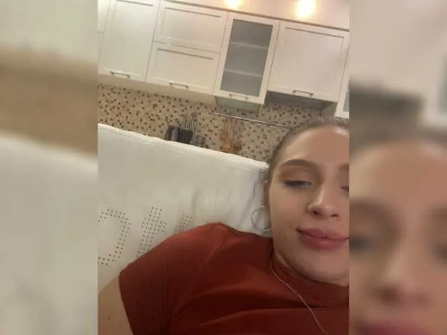 Live sex webcam photo for PARTYNEXTNEXT #273626393