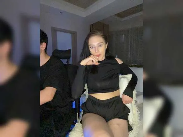 Live sex webcam photo for PARTYNEXTNEXT #273860381