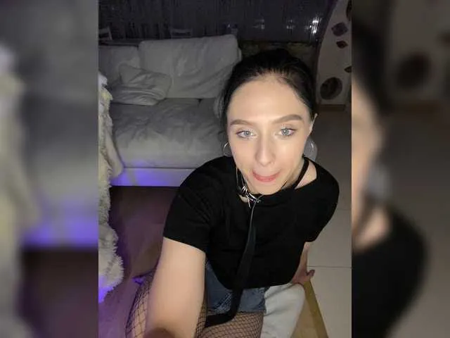 Live sex webcam photo for PARTYNEXTNEXT #274260344