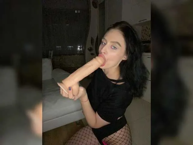 Live sex webcam photo for PARTYNEXTNEXT #274537362