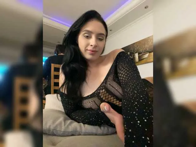 Live sex webcam photo for PARTYNEXTNEXT #276685711