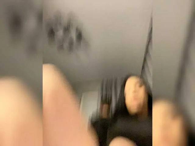 Live sex webcam photo for PARTYNEXTNEXT #277520214