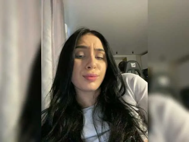 Live sex webcam photo for PARTYNEXTNEXT #277928636