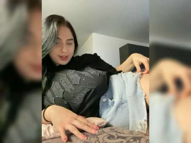 Live sex webcam photo for PARTYNEXTNEXT #278142682