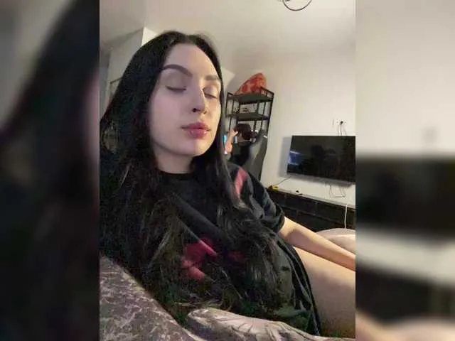 Live sex webcam photo for PARTYNEXTNEXT #278265220