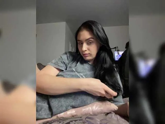 Live sex webcam photo for PARTYNEXTNEXT #288937133