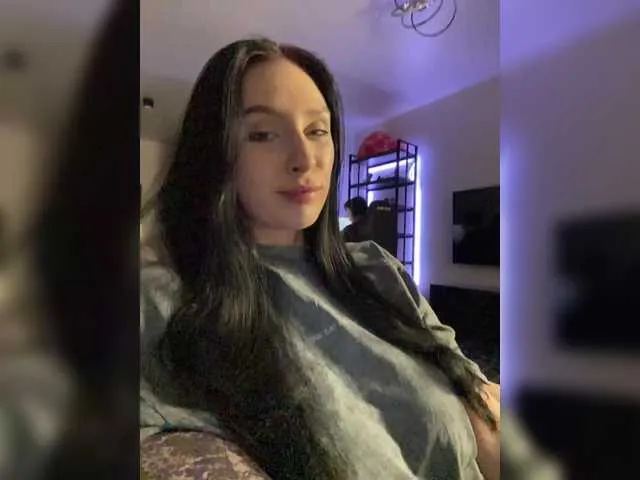 Live sex webcam photo for PARTYNEXTNEXT #290239720