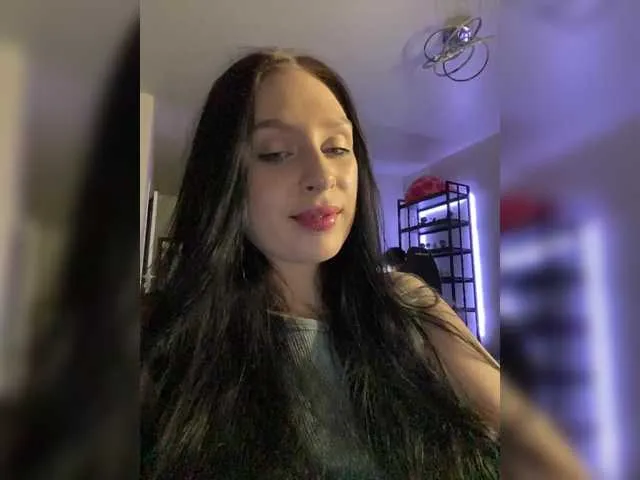 Live sex webcam photo for PARTYNEXTNEXT #290419508