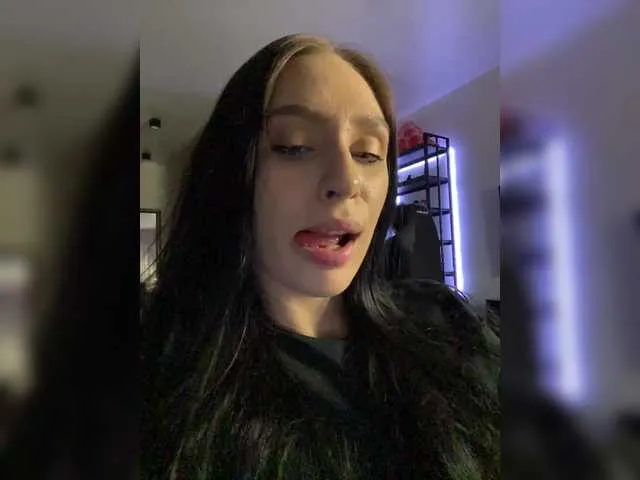 Live sex webcam photo for PARTYNEXTNEXT #290736238