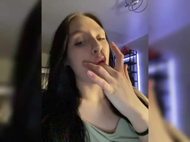 Live sex webcam photo for PARTYNEXTNEXT #290760189