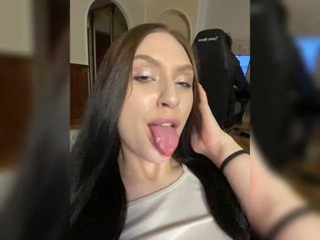 Live sex webcam photo for PARTYNEXTNEXT #291368788