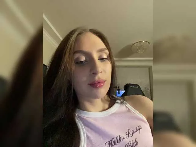 Live sex webcam photo for PARTYNEXTNEXT #291590761