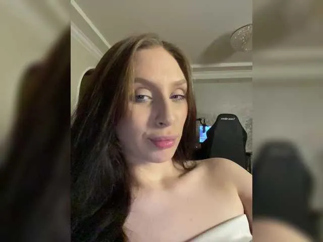 Live sex webcam photo for PARTYNEXTNEXT #291645906