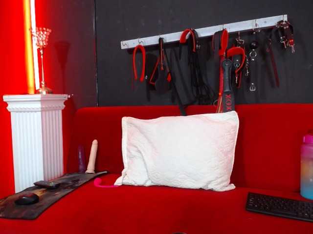 Live sex webcam photo for PAULETTE--RHODES #288078896