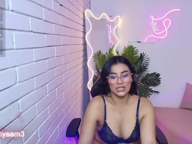 Live sex webcam photo for PEACHY-TAY #292347696