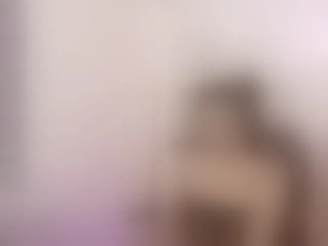 Live sex webcam photo for PEACHY-TAY #292388351