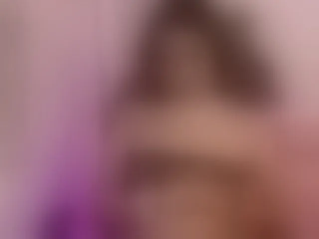 Live sex webcam photo for PEACHY-TAY #292478537