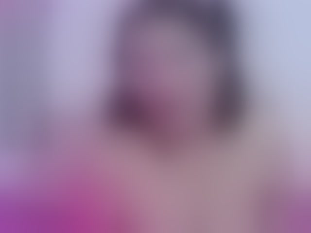 Live sex webcam photo for PEACHY-TAY #292571595