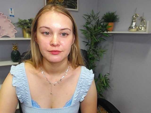 Live sex webcam photo for PERFECTvaleria #289015553