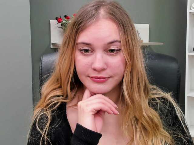 Live sex webcam photo for PERFECTvaleria #290641761