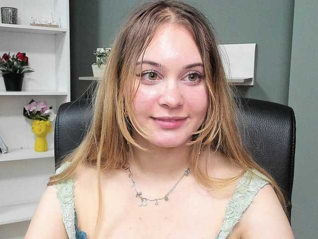 Live sex webcam photo for PERFECTvaleria #291174649