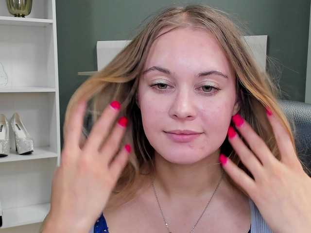 Live sex webcam photo for PERFECTvaleria #291658695