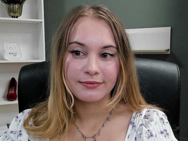 Live sex webcam photo for PERFECTvaleria #291734314