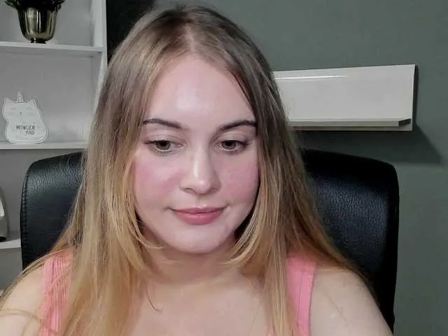 Live sex webcam photo for PERFECTvaleria #291773219