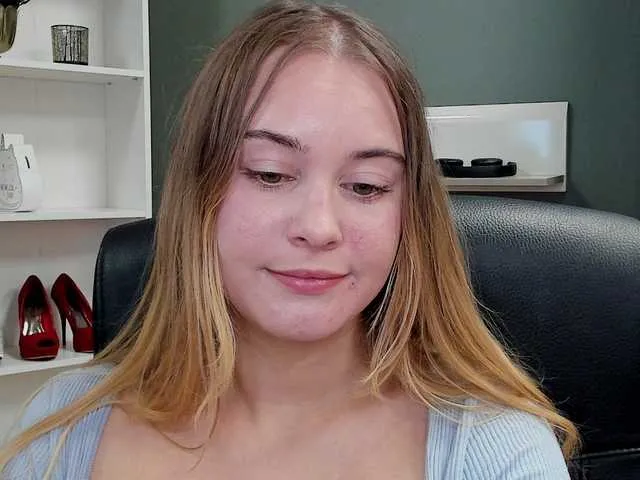 Live sex webcam photo for PERFECTvaleria #291960767